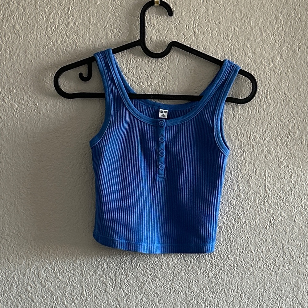 Uniqlo Blue Ribbed Tank Top